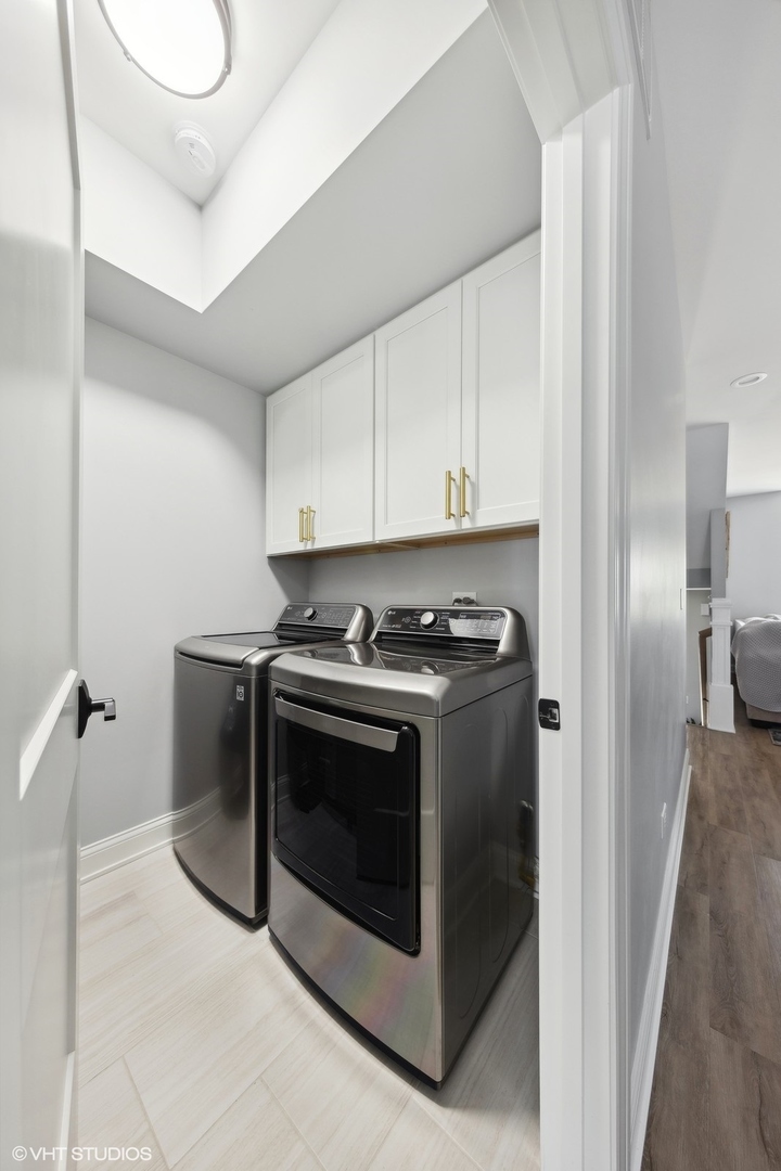 416 N Cass Avenue #4, Westmont, IL 60559