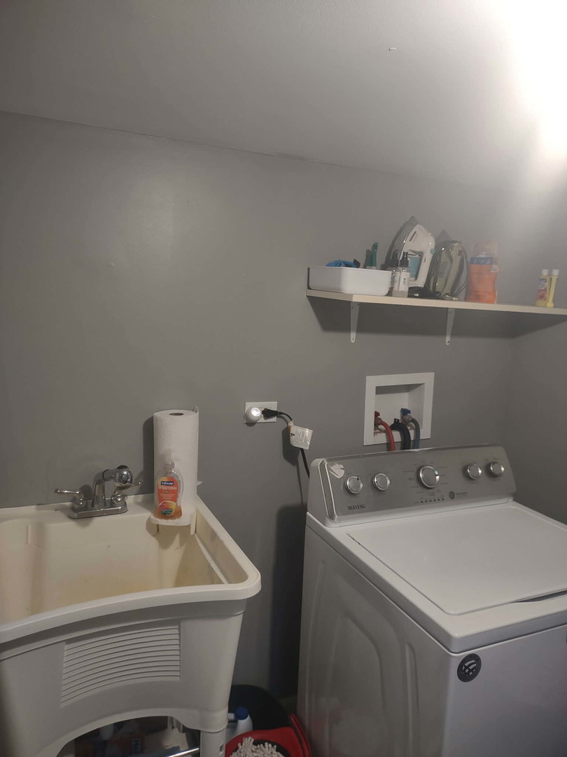 827 Porter Street, Joliet, IL 60432