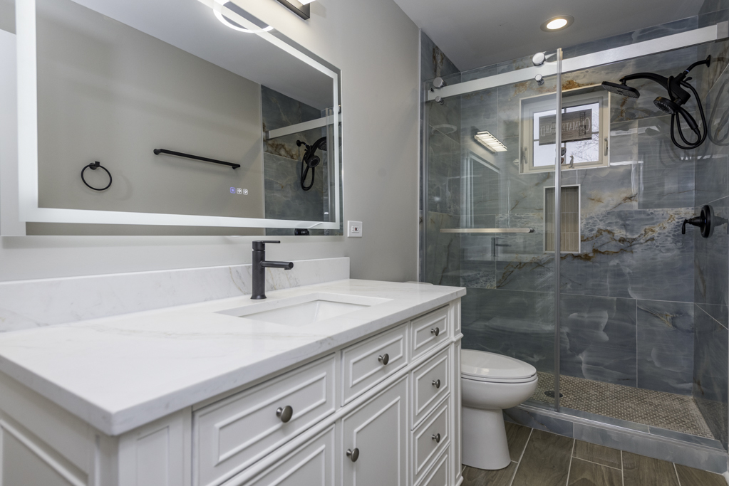3017 16th Place, North Chicago, IL 60064