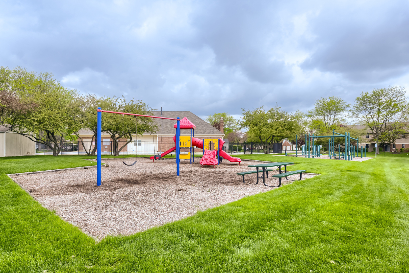 41 Ashburn Court #X2, Schaumburg, IL 60193