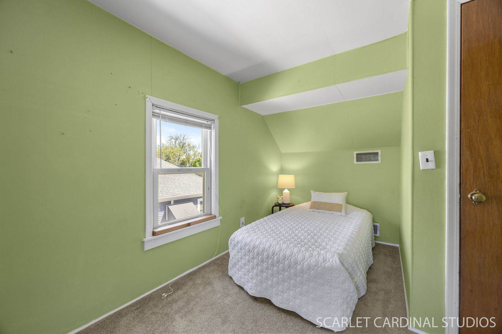 127 W Madison Street, Villa Park, IL 60181