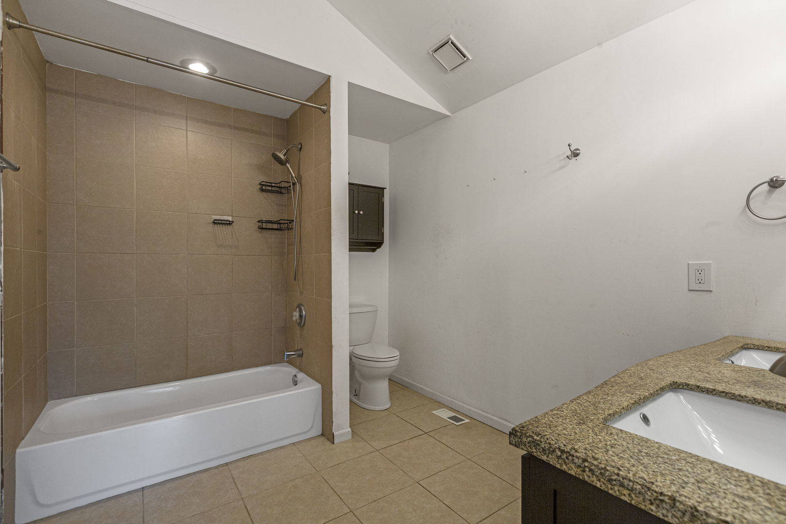 6 Cambridge Court, Cary, IL 60013