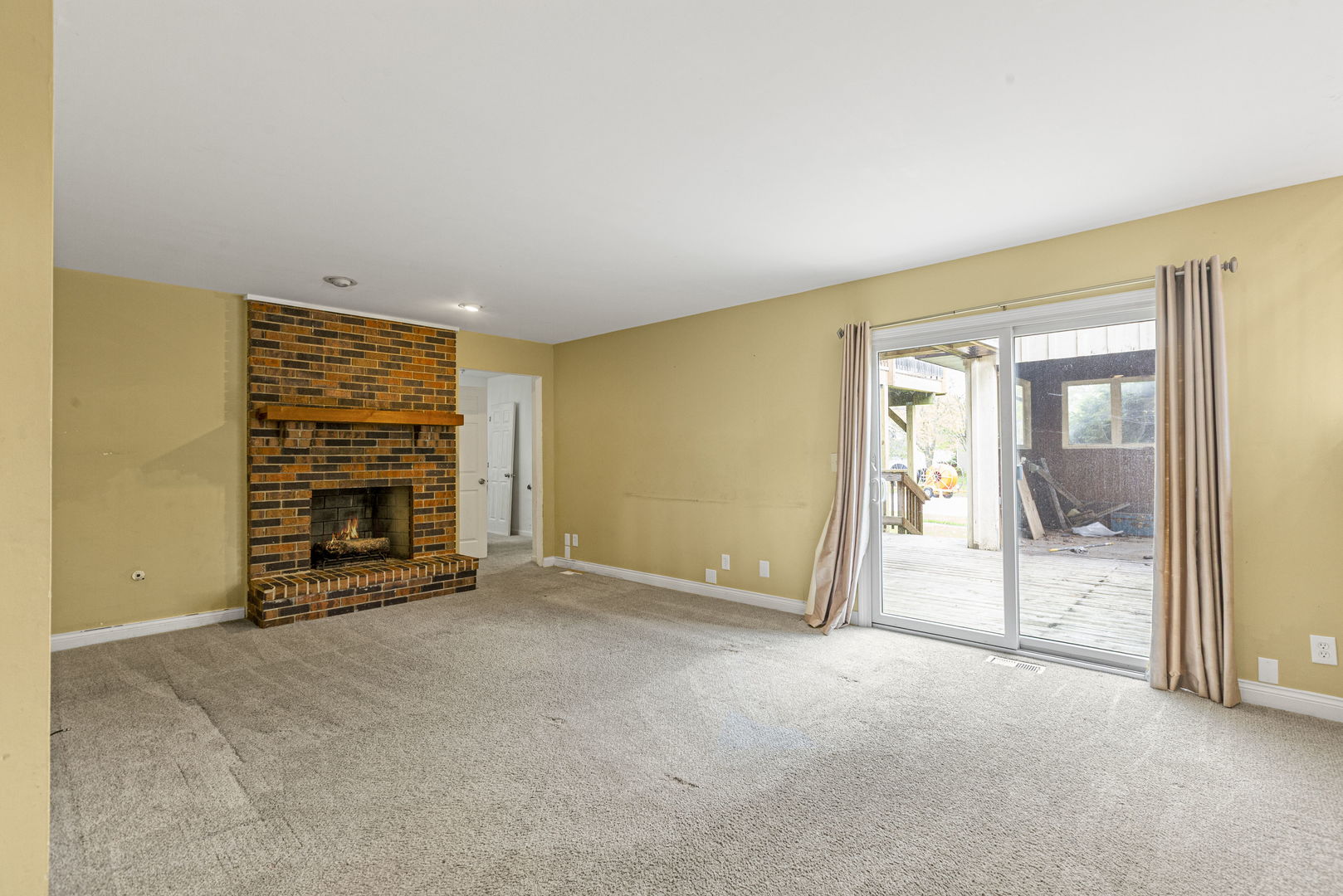 6 Cambridge Court, Cary, IL 60013
