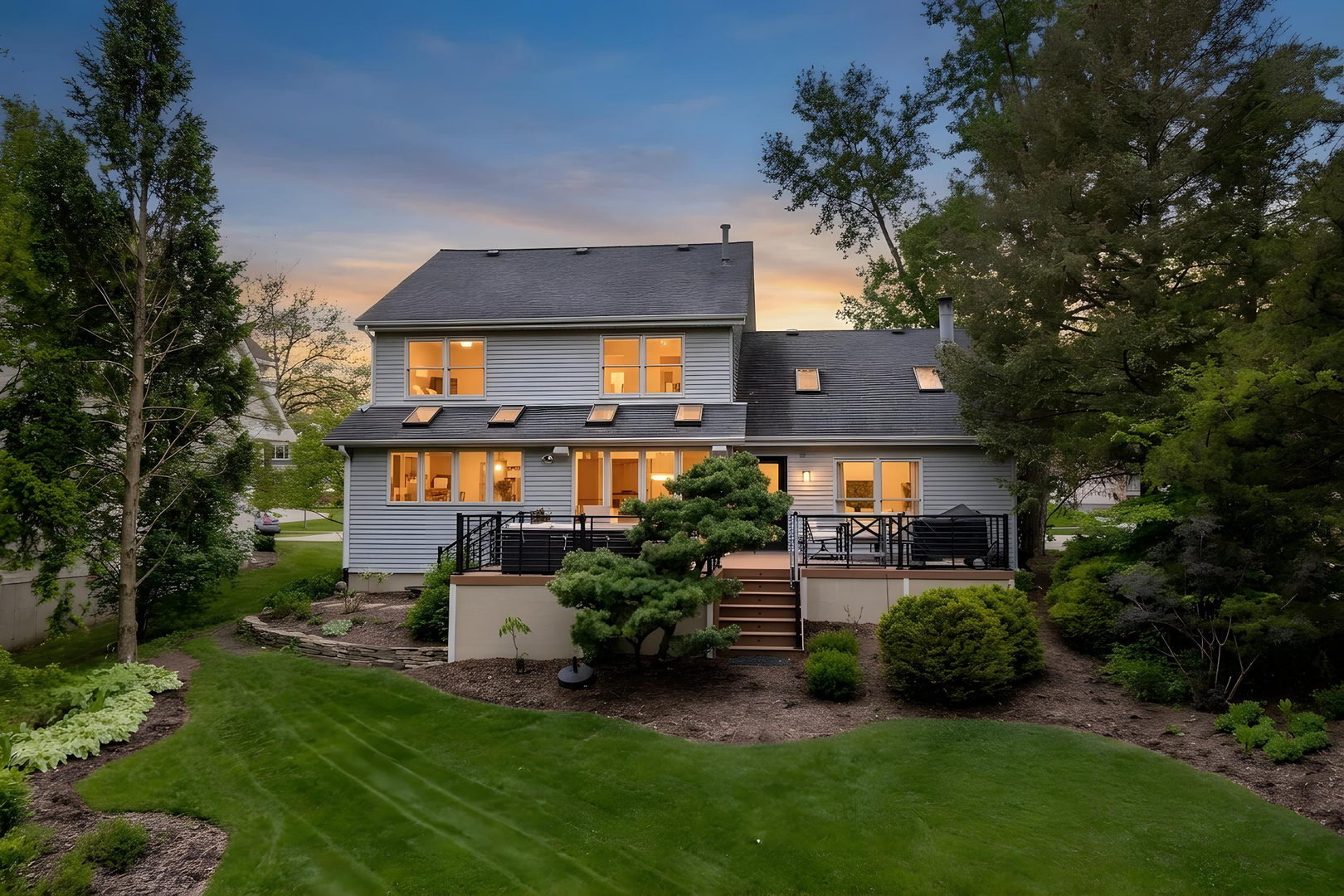 5419 Grand Avenue, Downers Grove, IL 60515