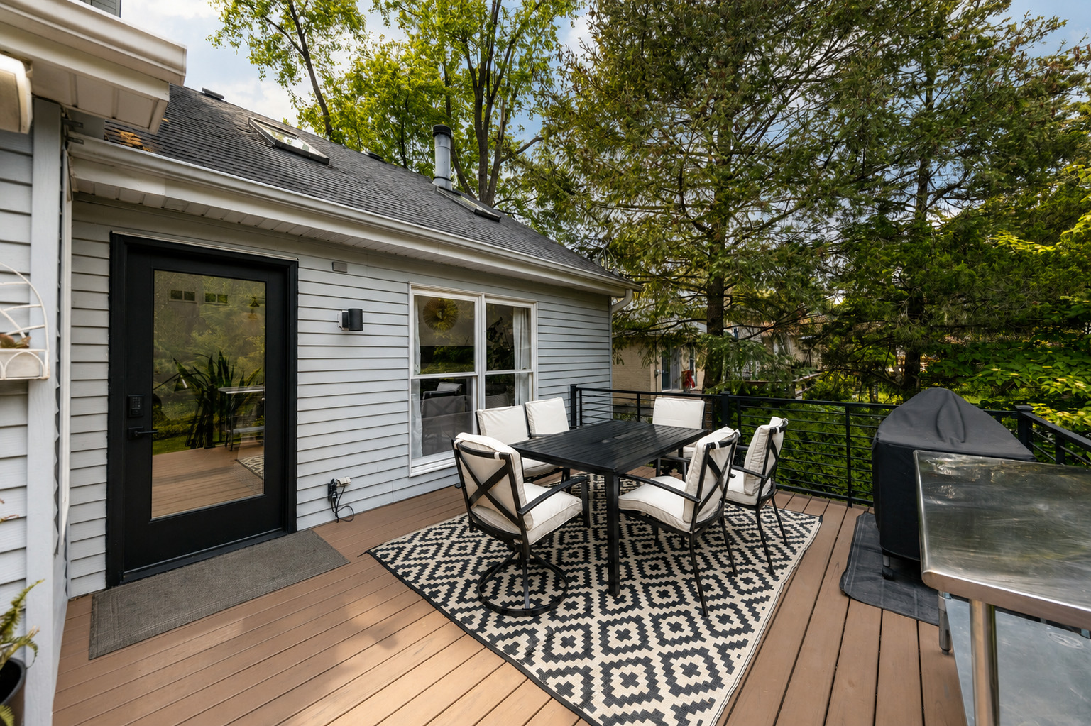 5419 Grand Avenue, Downers Grove, IL 60515