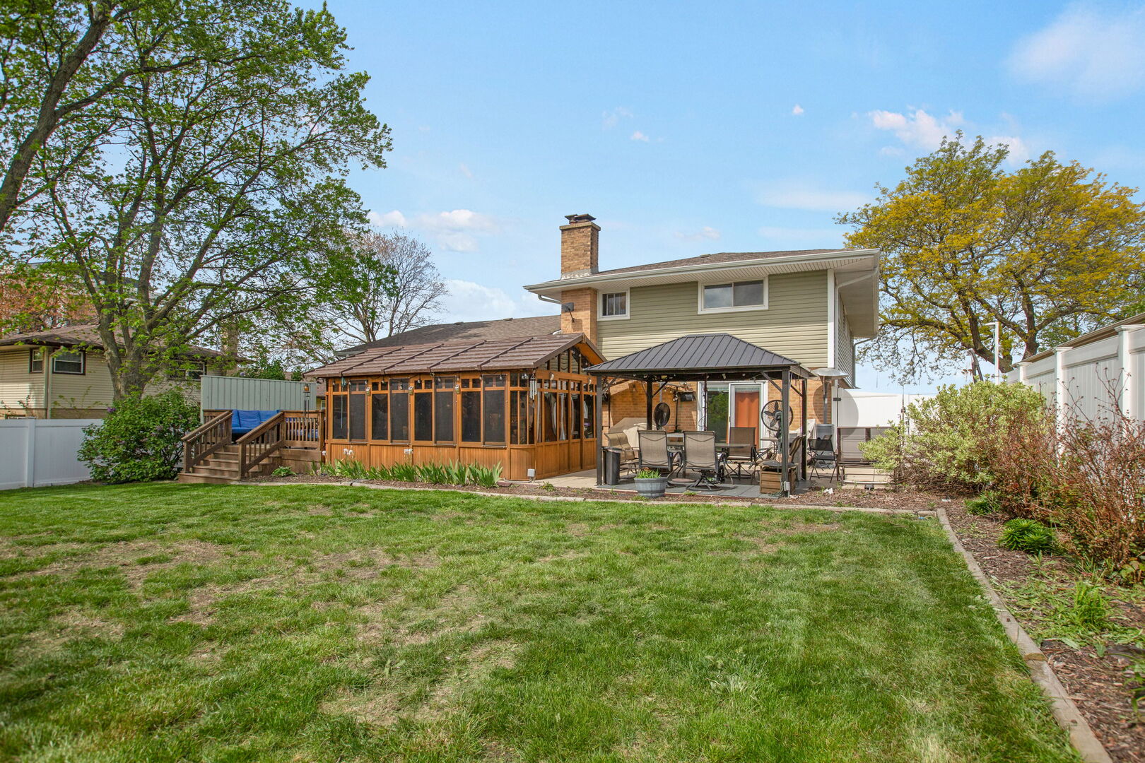 4608 Sycamore Lane, Rolling Meadows, IL 60008