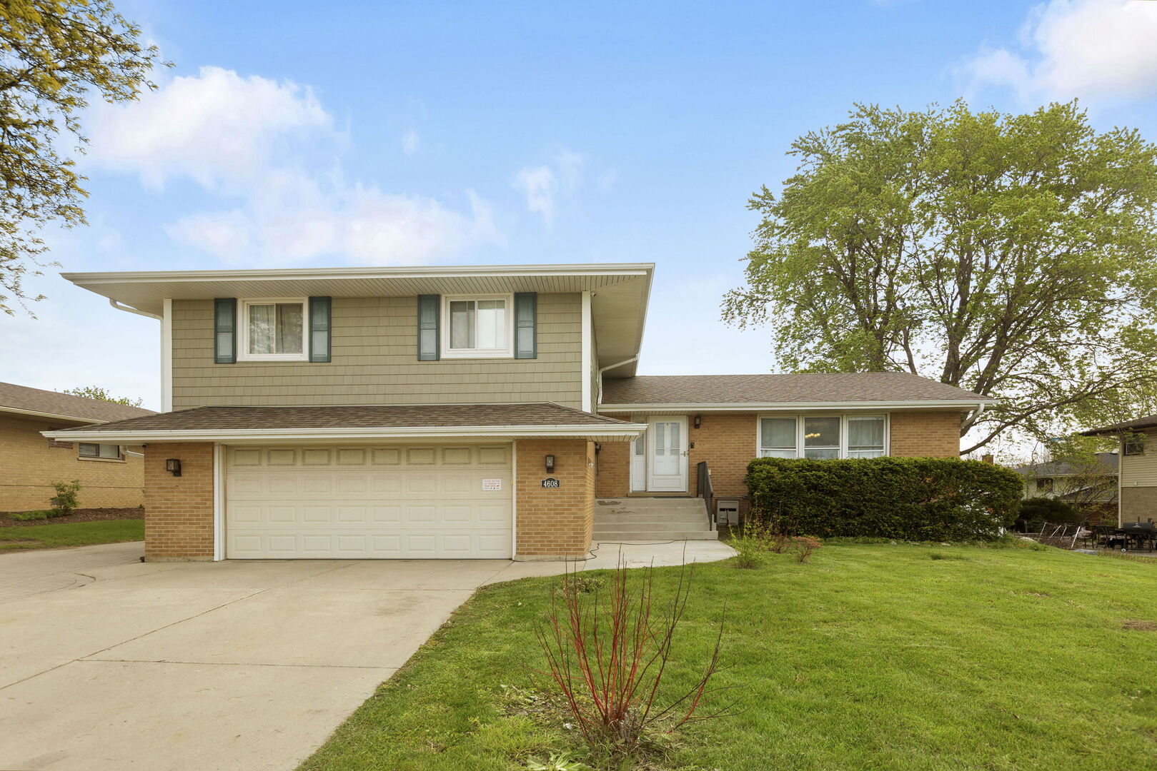 4608 Sycamore Lane, Rolling Meadows, IL 60008