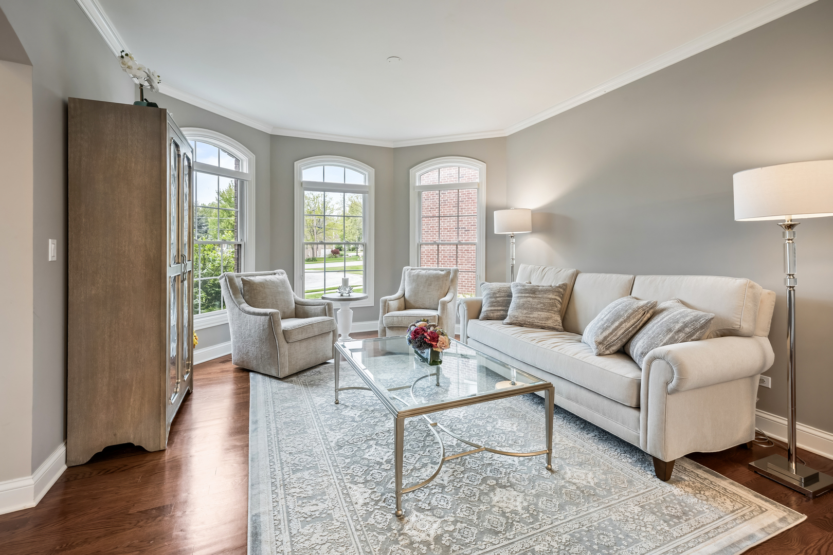 731 S Michigan Court, Palatine, IL 60067