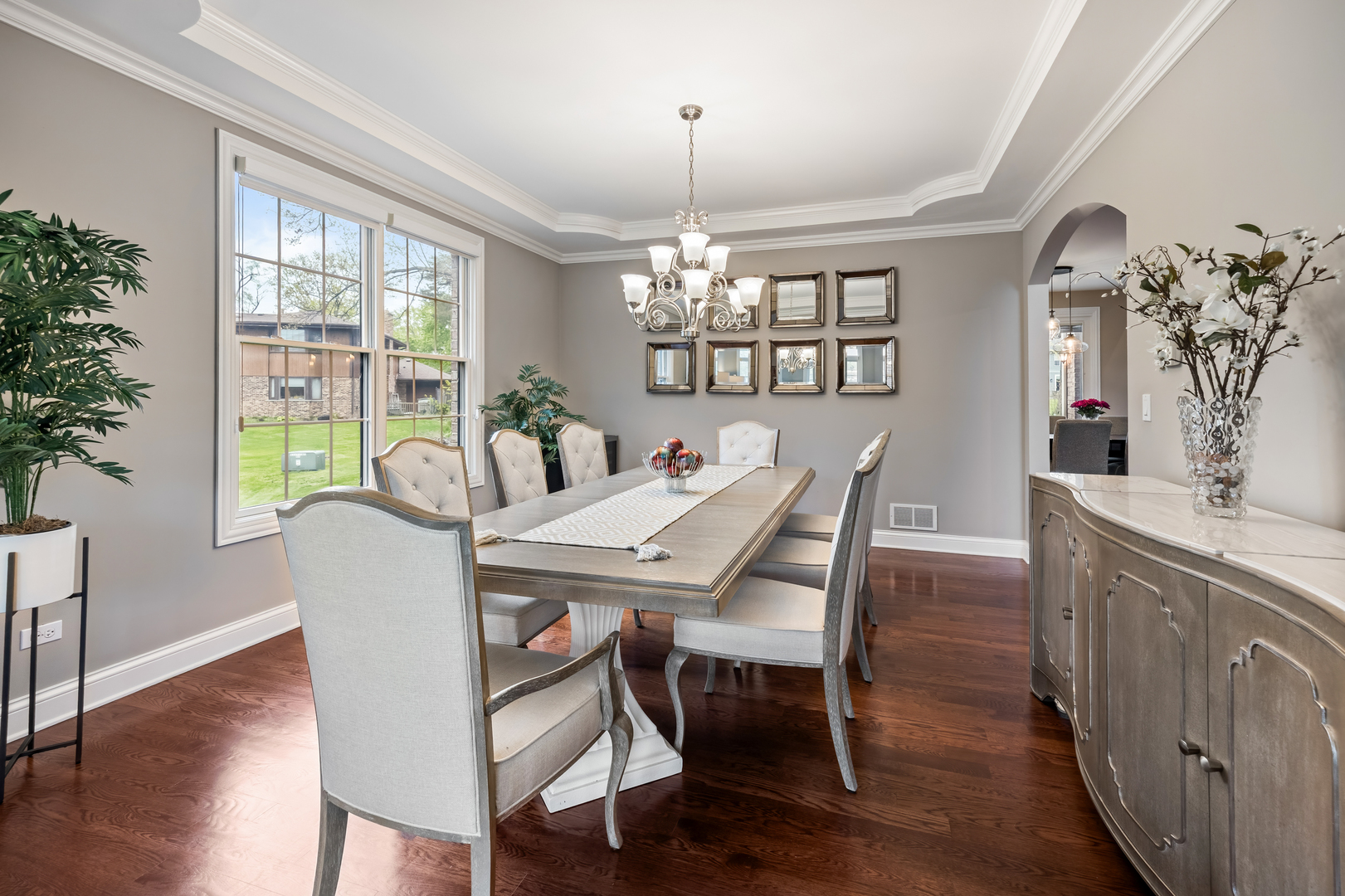 731 S Michigan Court, Palatine, IL 60067