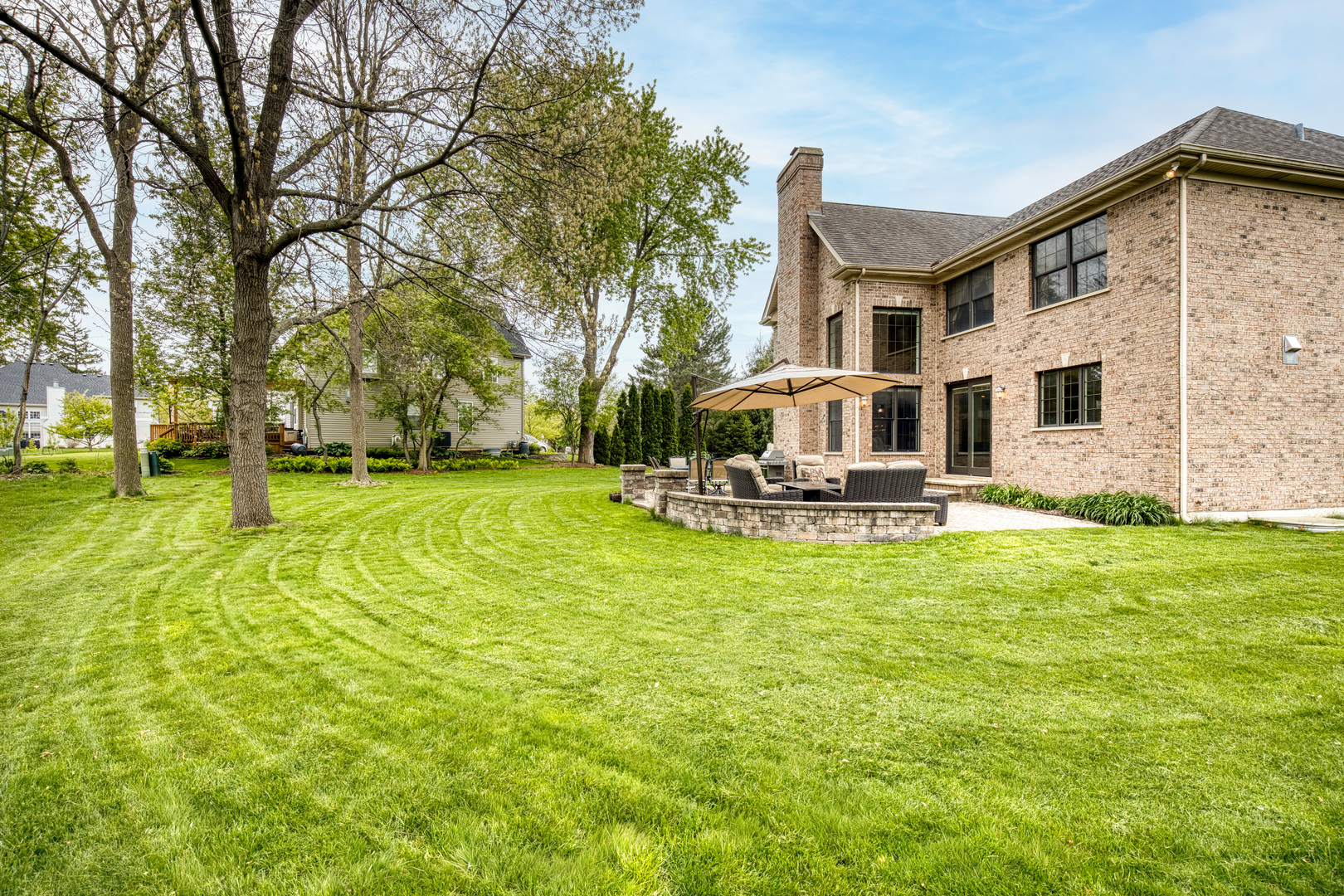 731 S Michigan Court, Palatine, IL 60067