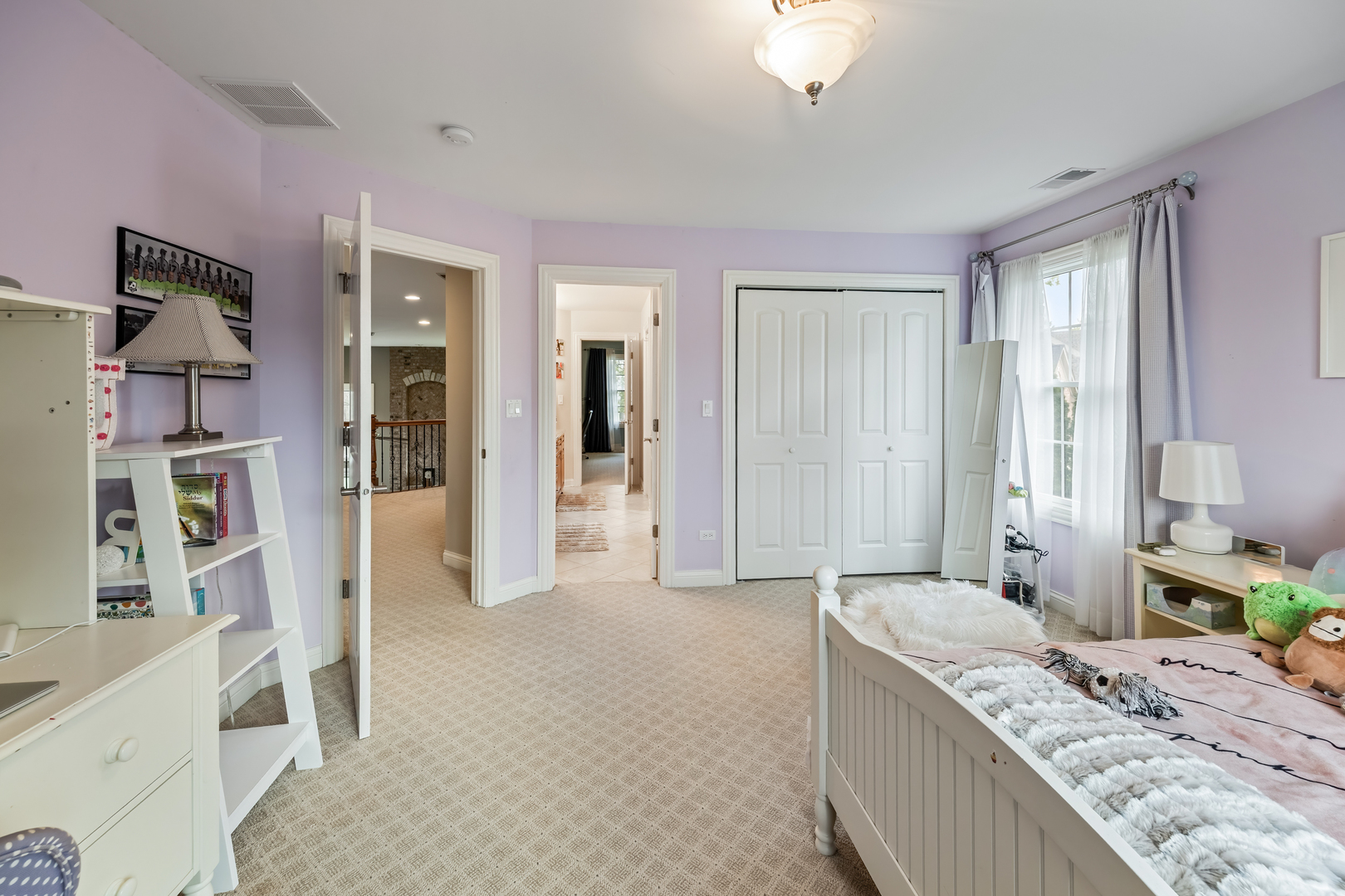 731 S Michigan Court, Palatine, IL 60067