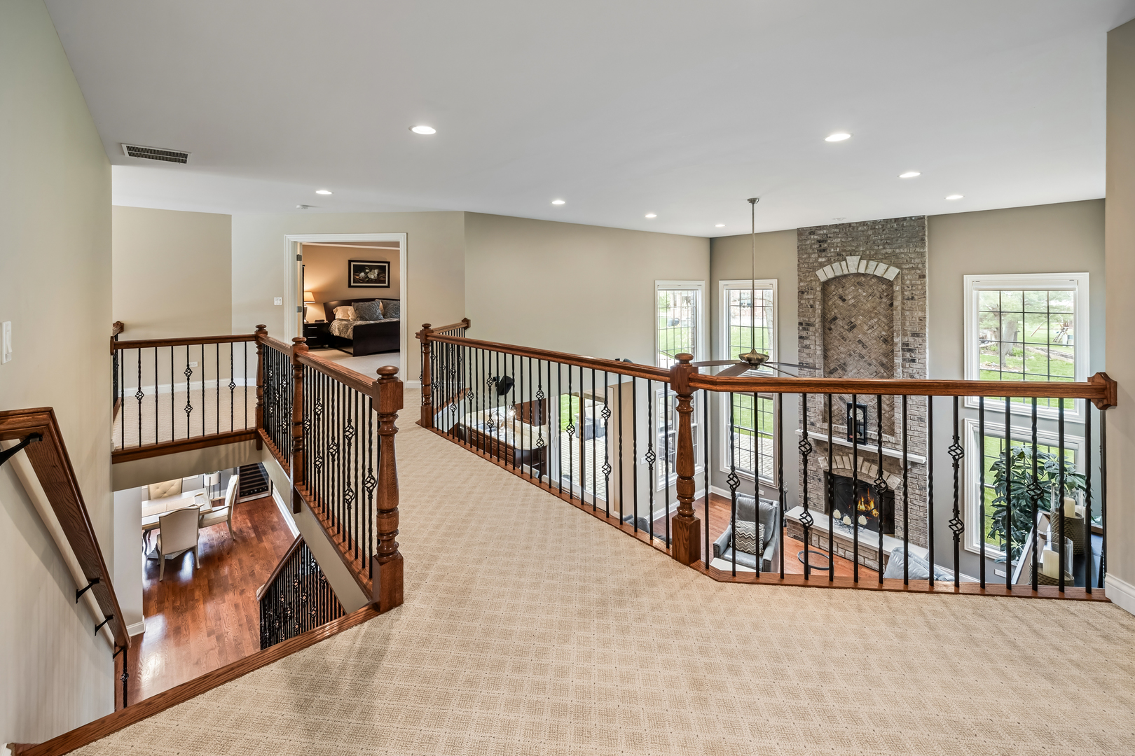731 S Michigan Court, Palatine, IL 60067