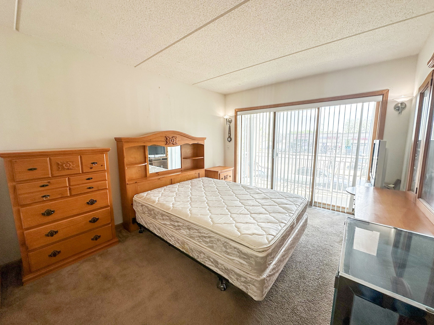 3258 N Harlem Avenue #209, Chicago, IL 60634