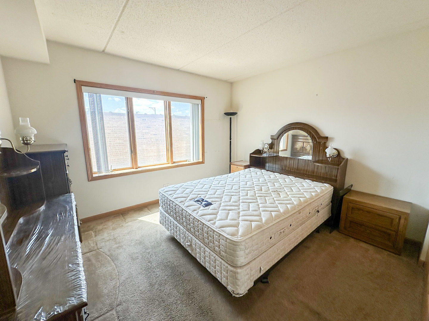 3258 N Harlem Avenue #209, Chicago, IL 60634