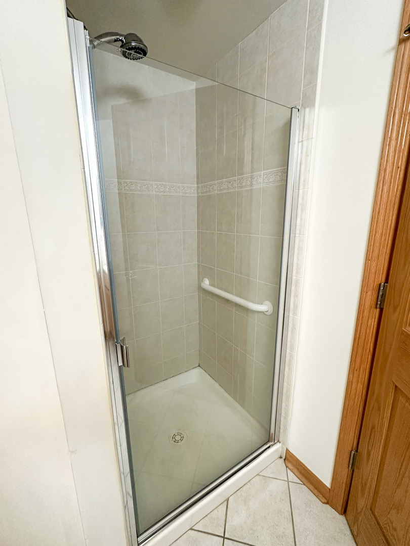 3258 N Harlem Avenue #209, Chicago, IL 60634
