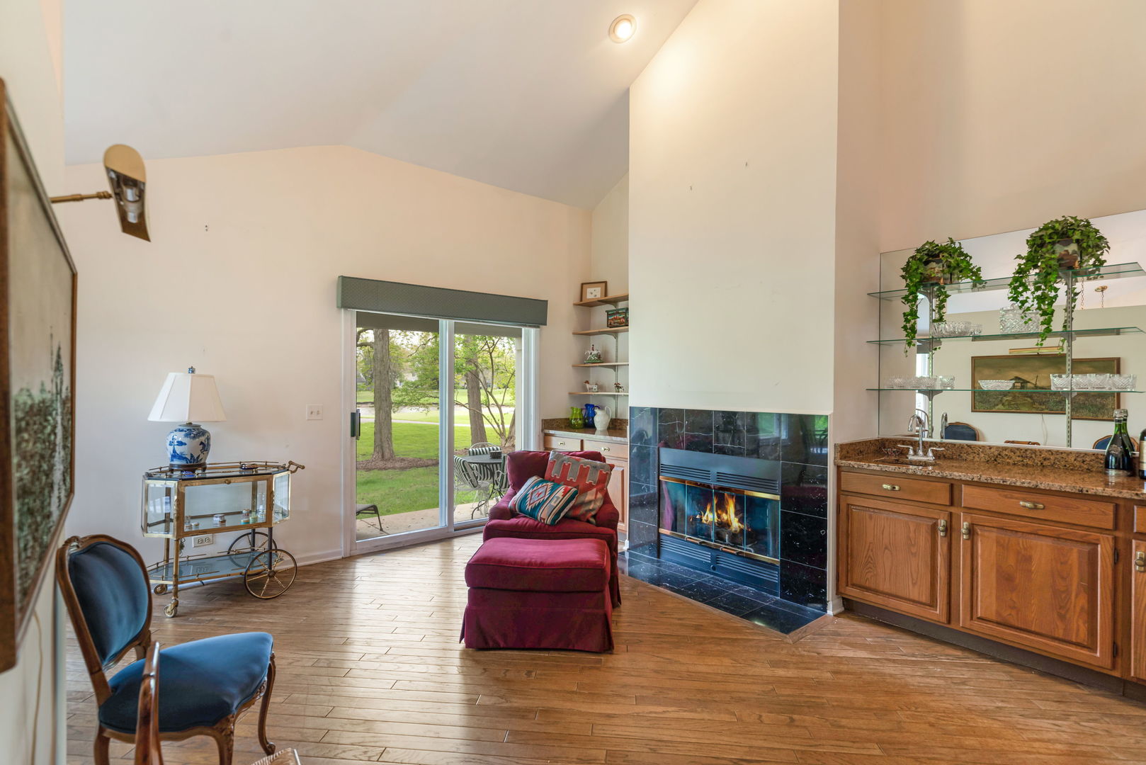145 Willow Parkway, Buffalo Grove, IL 60089