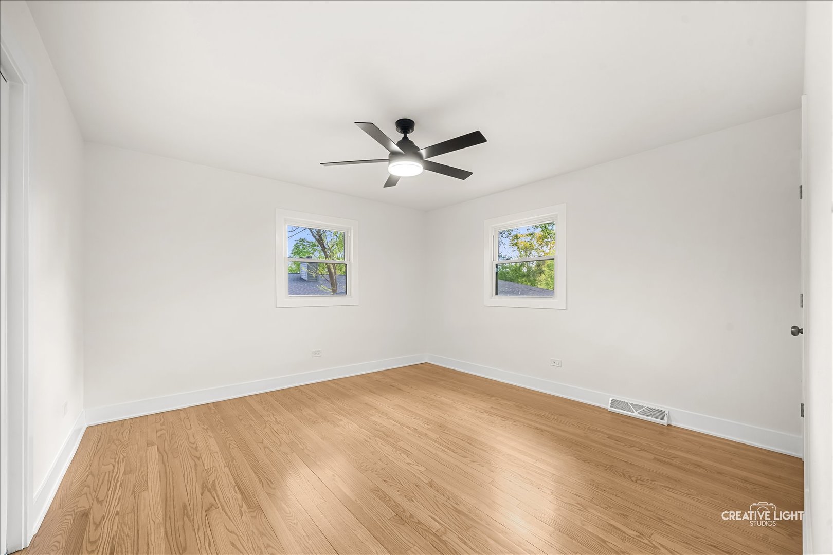 5S464 Sherman Avenue, Naperville, IL 60563