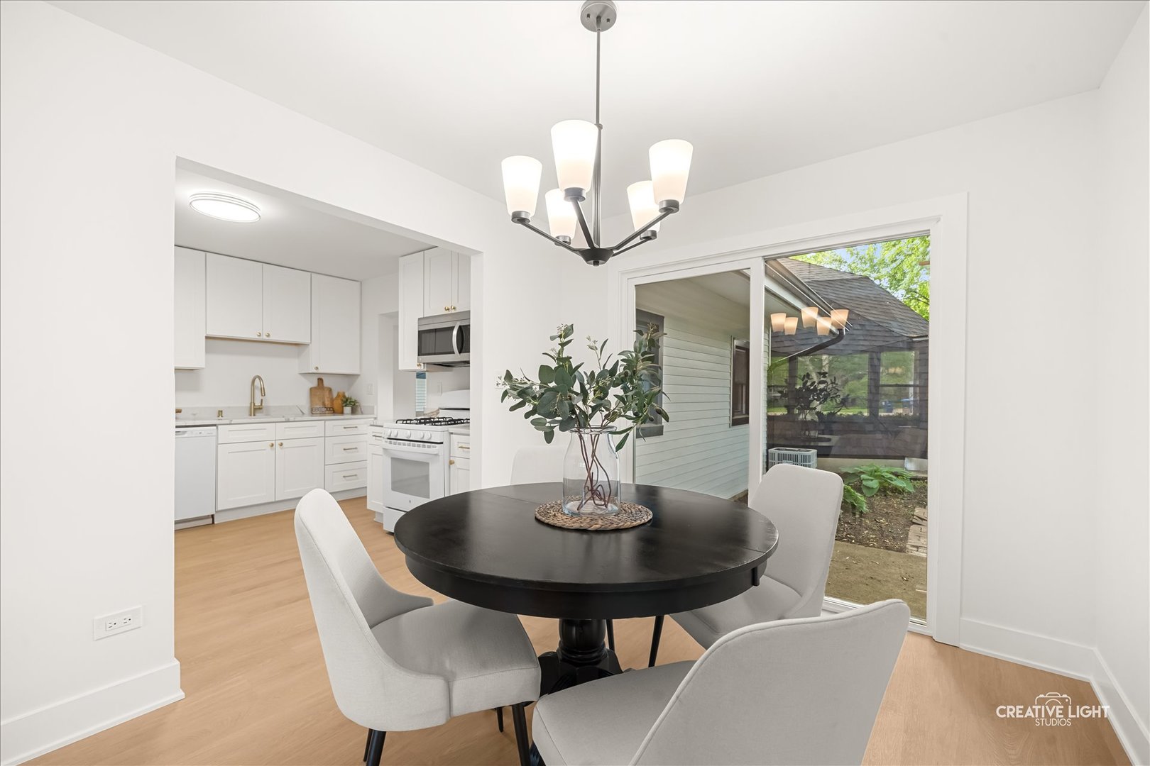 5S464 Sherman Avenue, Naperville, IL 60563