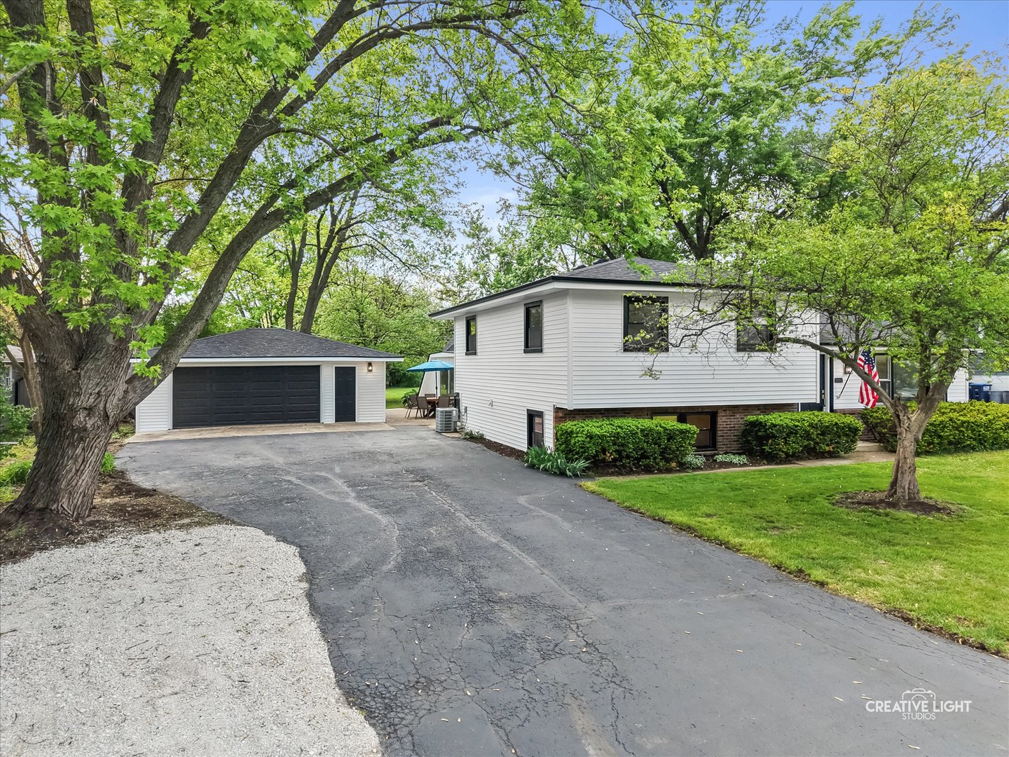 5S464 Sherman Avenue, Naperville, IL 60563