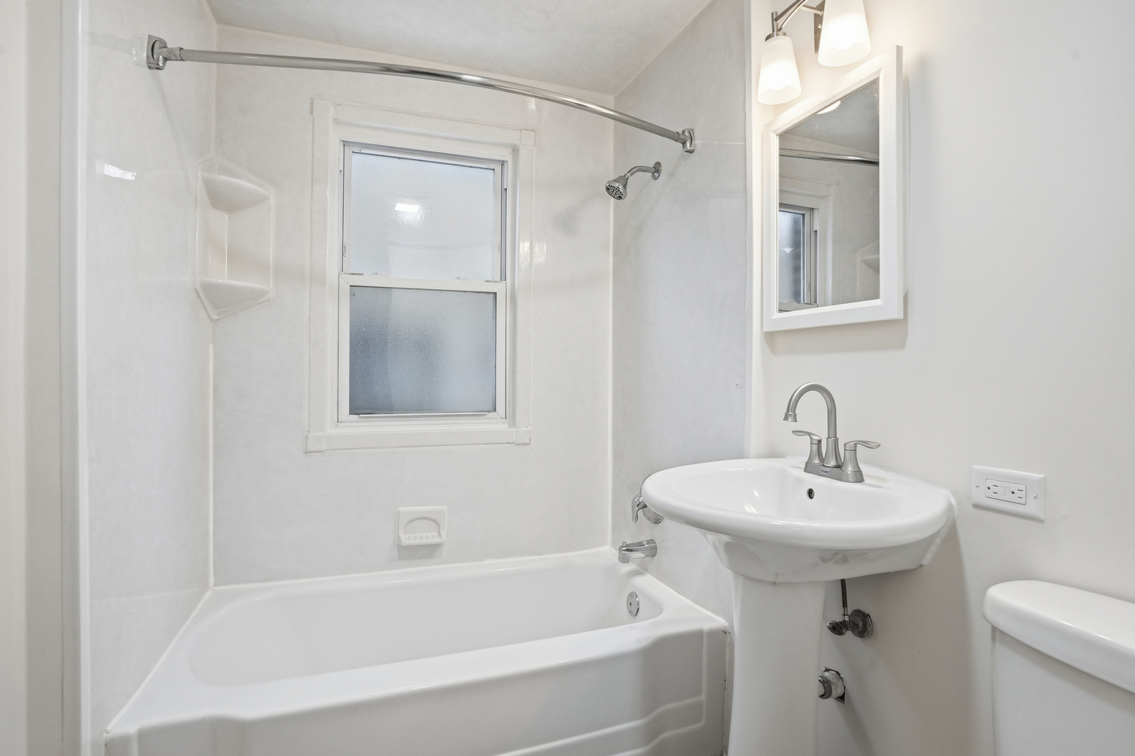 11056 S STATE LINE Road, Chicago, IL 60617