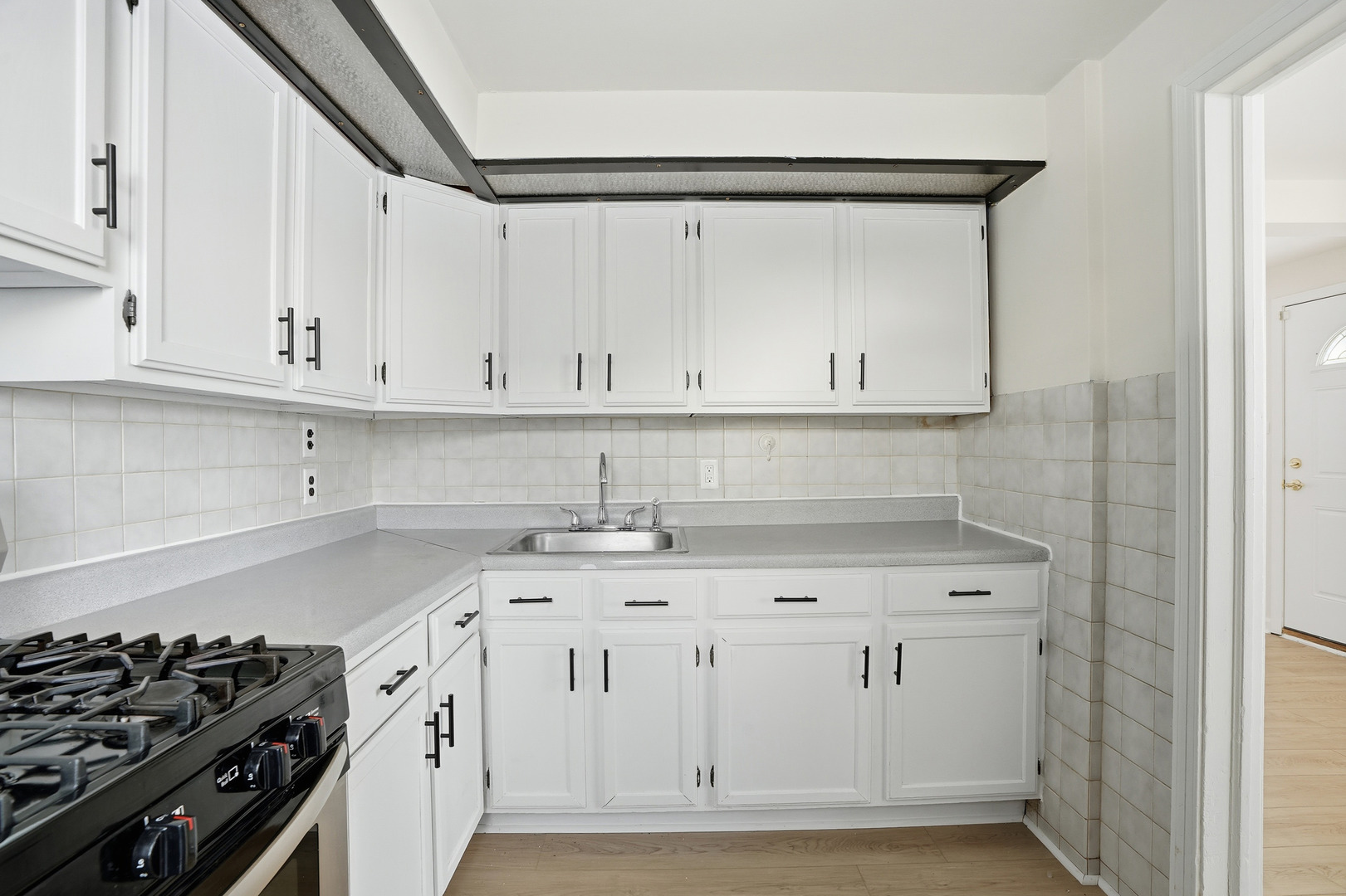 11056 S STATE LINE Road, Chicago, IL 60617