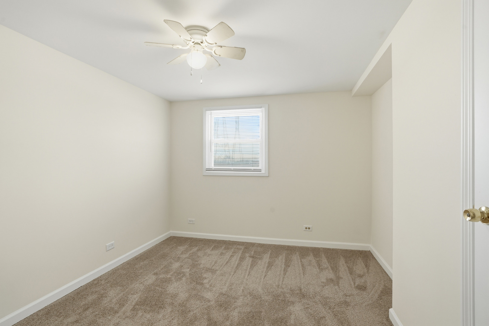 11056 S STATE LINE Road, Chicago, IL 60617