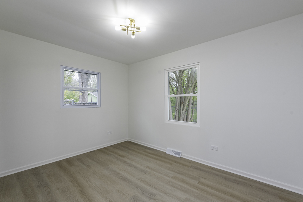 2413 Joppa Avenue, Zion, IL 60099