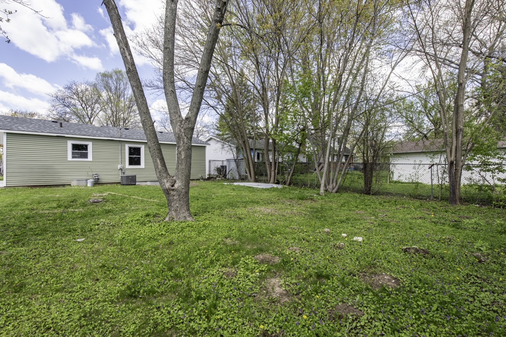 2413 Joppa Avenue, Zion, IL 60099