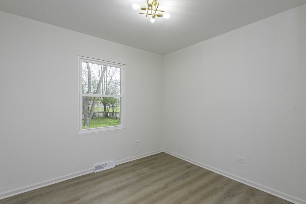 2413 Joppa Avenue, Zion, IL 60099