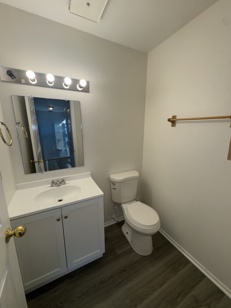 10G Fernwood Drive #10G, Bolingbrook, IL 60440