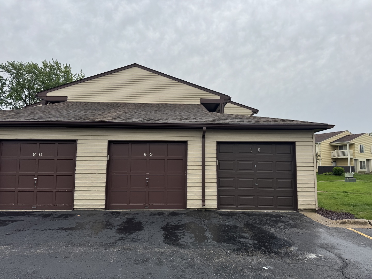 10G Fernwood Drive #10G, Bolingbrook, IL 60440