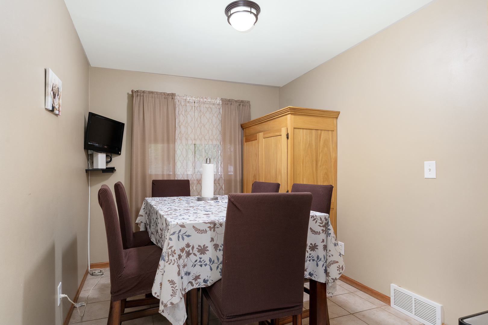 22547 S Bramble Hill Road, Joliet, IL 60404