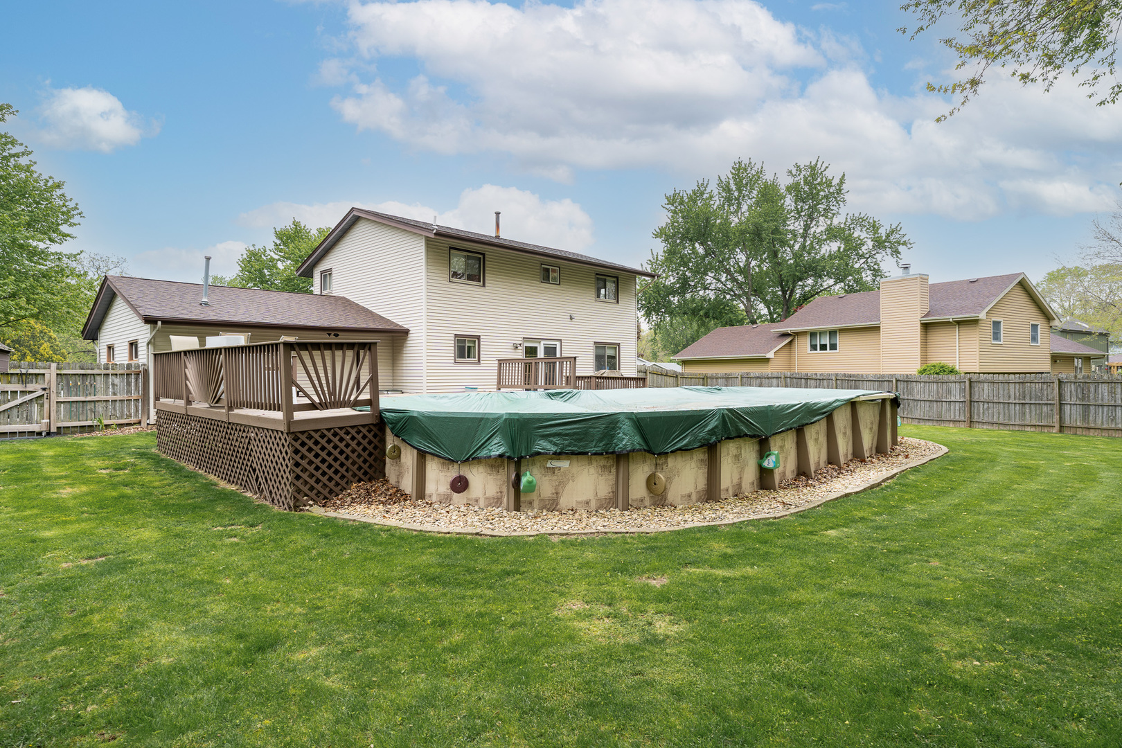 22547 S Bramble Hill Road, Joliet, IL 60404