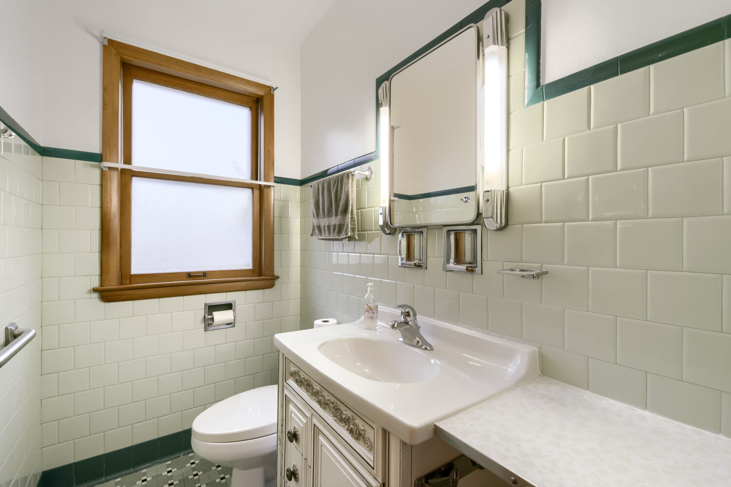 3755 W 112th Place, Chicago, IL 60655
