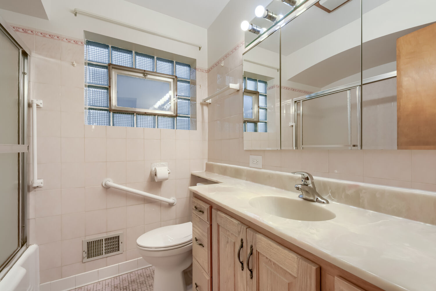 3755 W 112th Place, Chicago, IL 60655