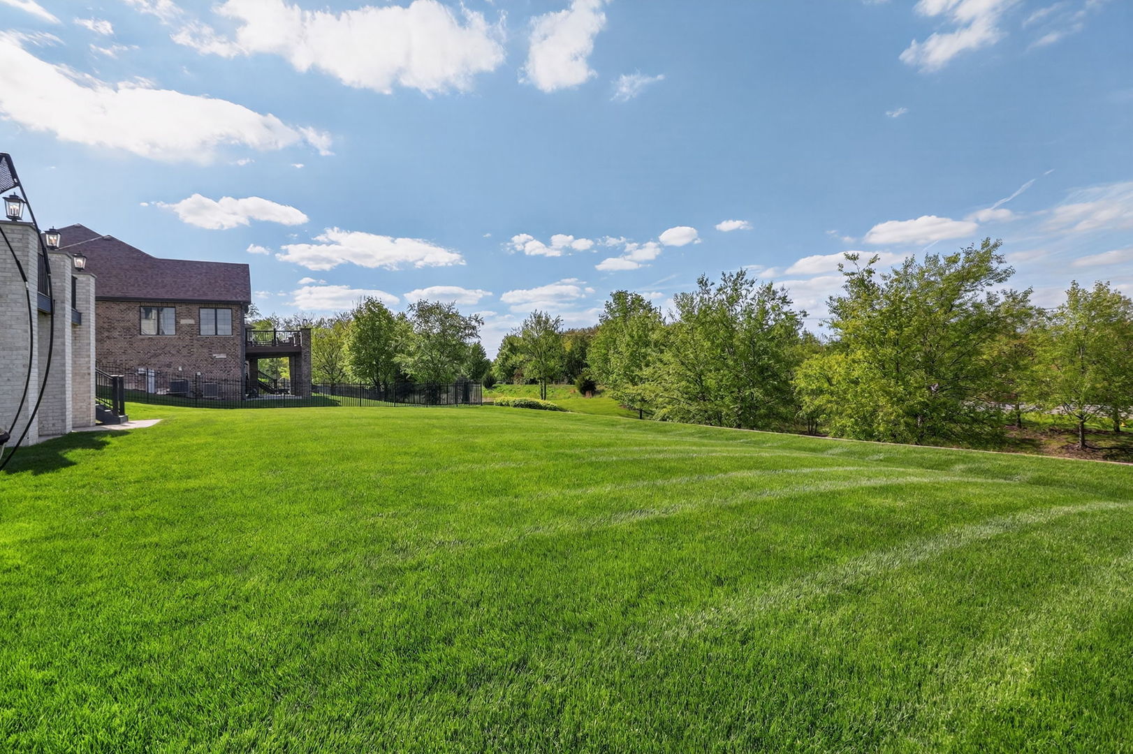 11022 Fawn View Circle, Orland Park, IL 60467