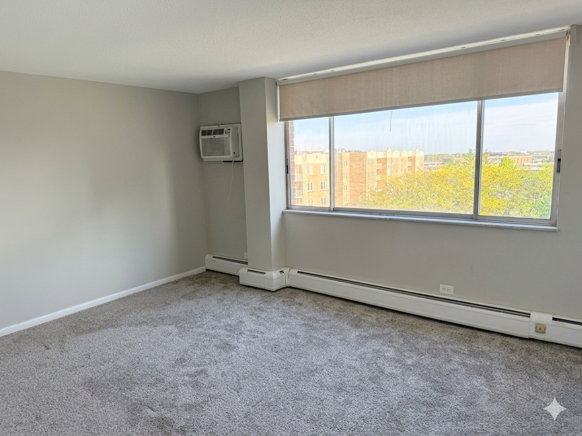2211 S Stewart Avenue #6A, Lombard, IL 60148