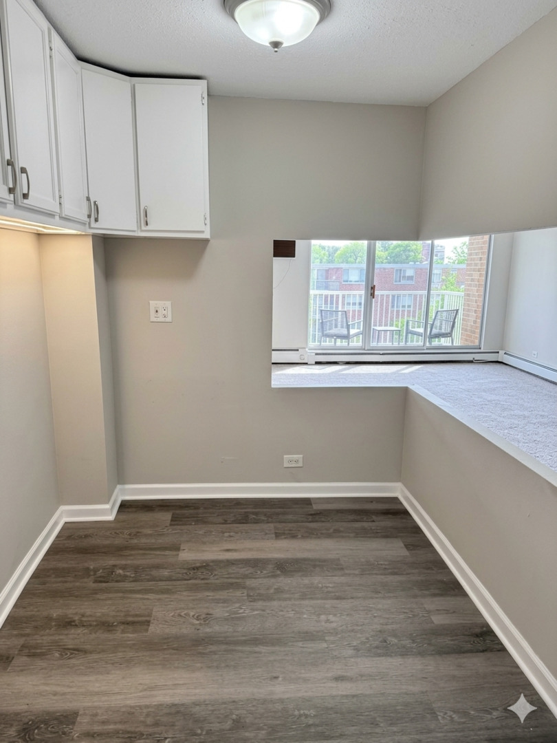 2211 S Stewart Avenue #6A, Lombard, IL 60148