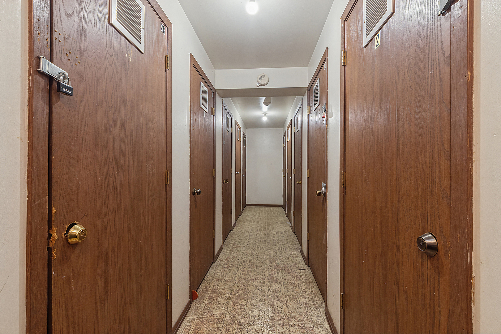9654 NOTTINGHAM Avenue #1C, Chicago Ridge, IL 60415