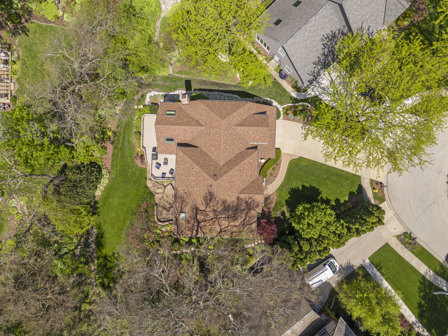 1262 Midwest Lane, Wheaton, IL 60189