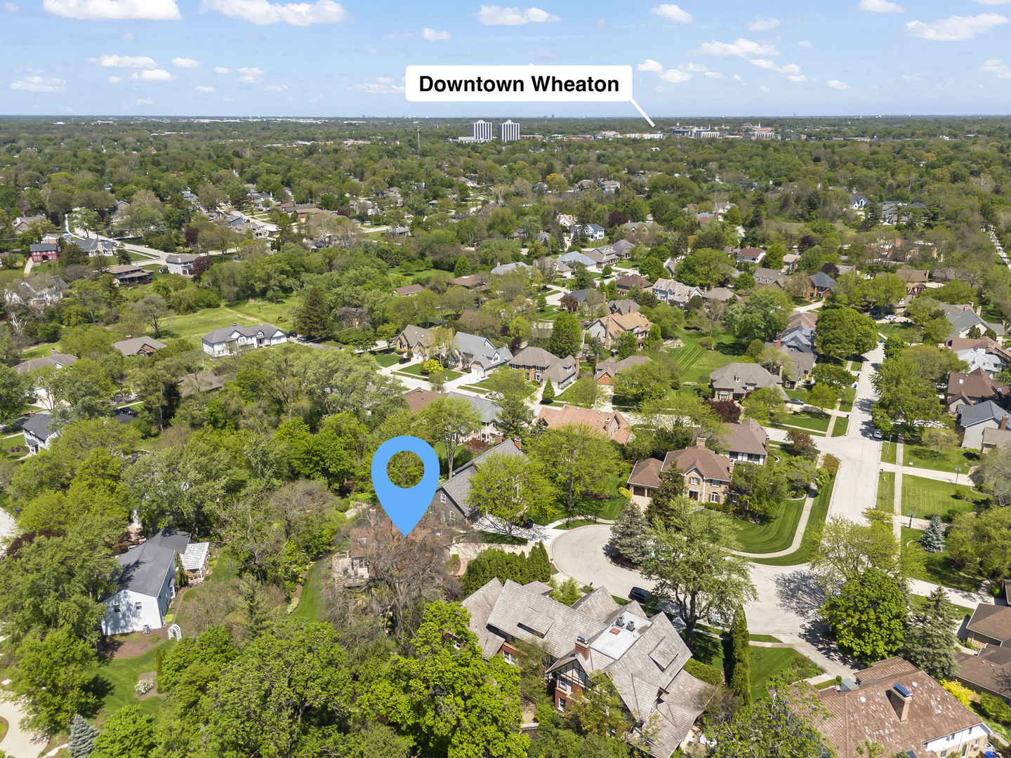 1262 Midwest Lane, Wheaton, IL 60189
