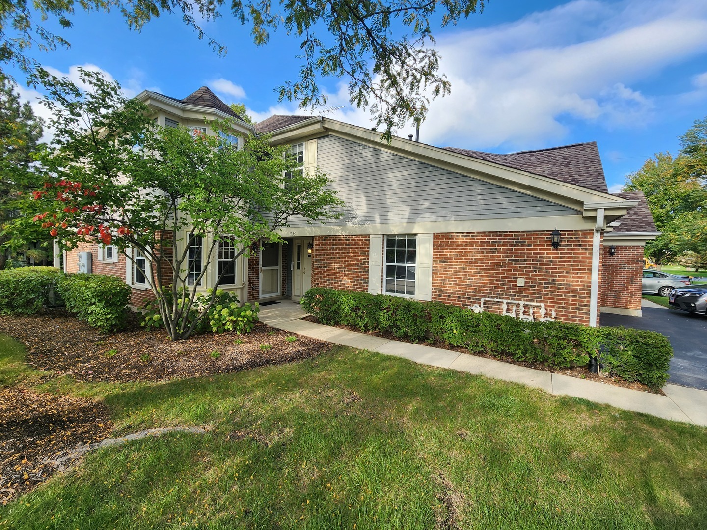 1236 Churchill Court #1236, Buffalo Grove, IL 60089