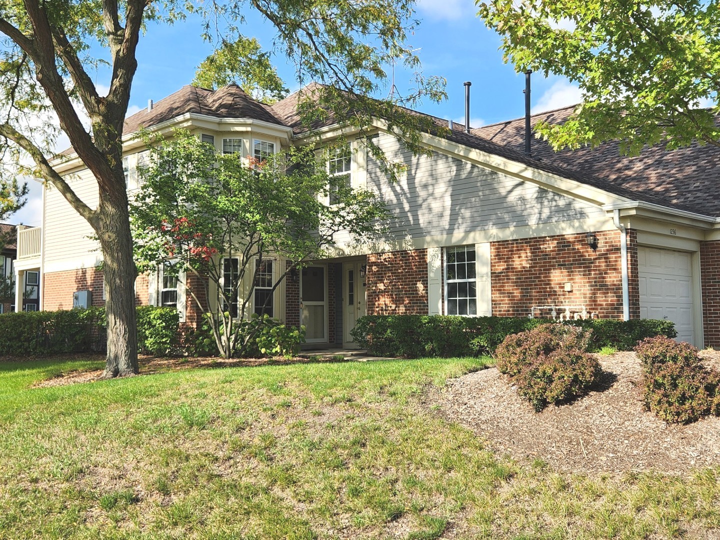 1236 Churchill Court #1236, Buffalo Grove, IL 60089