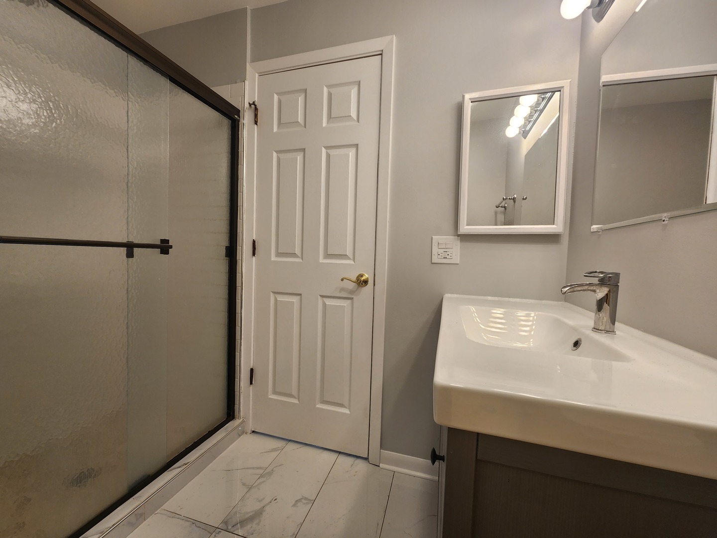 1236 Churchill Court #1236, Buffalo Grove, IL 60089