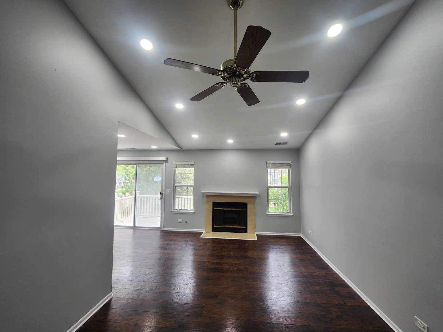 1236 Churchill Court #1236, Buffalo Grove, IL 60089