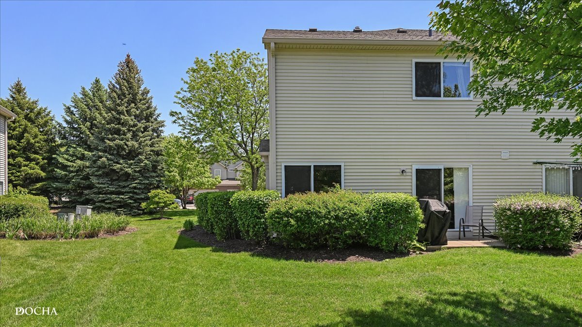 386 Jamestown Court, Aurora, IL 60502