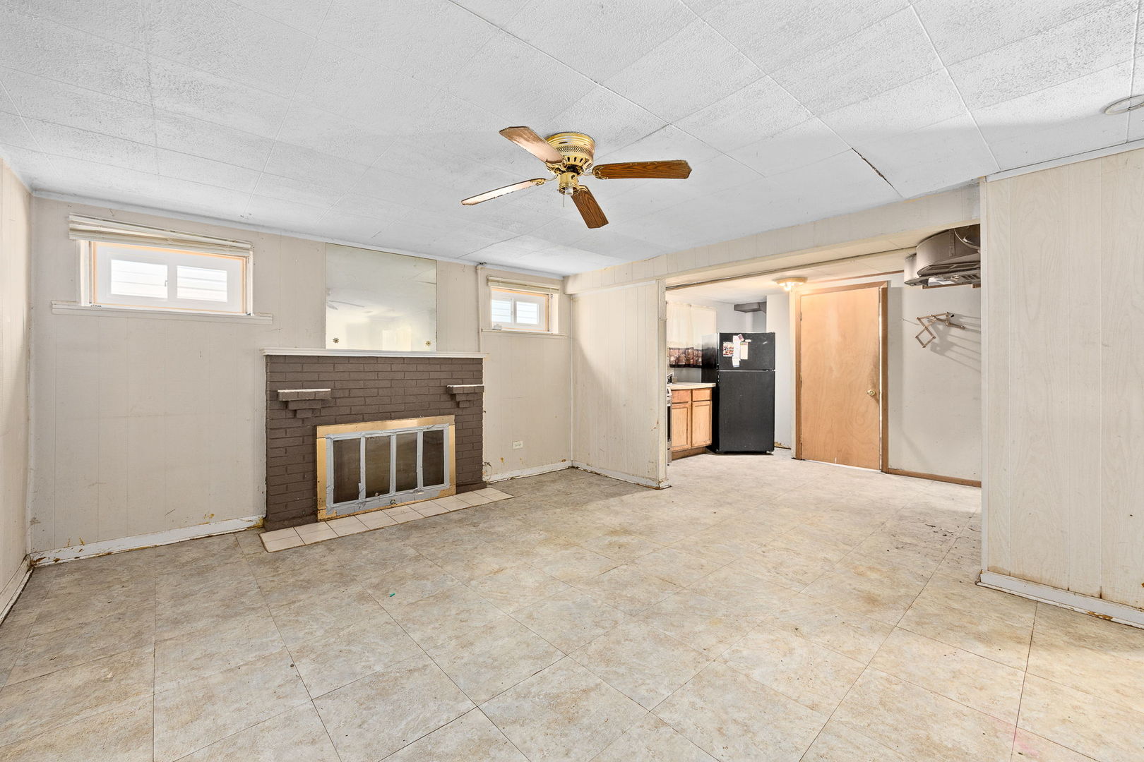 9306 S 54th Avenue, Oak Lawn, IL 60453
