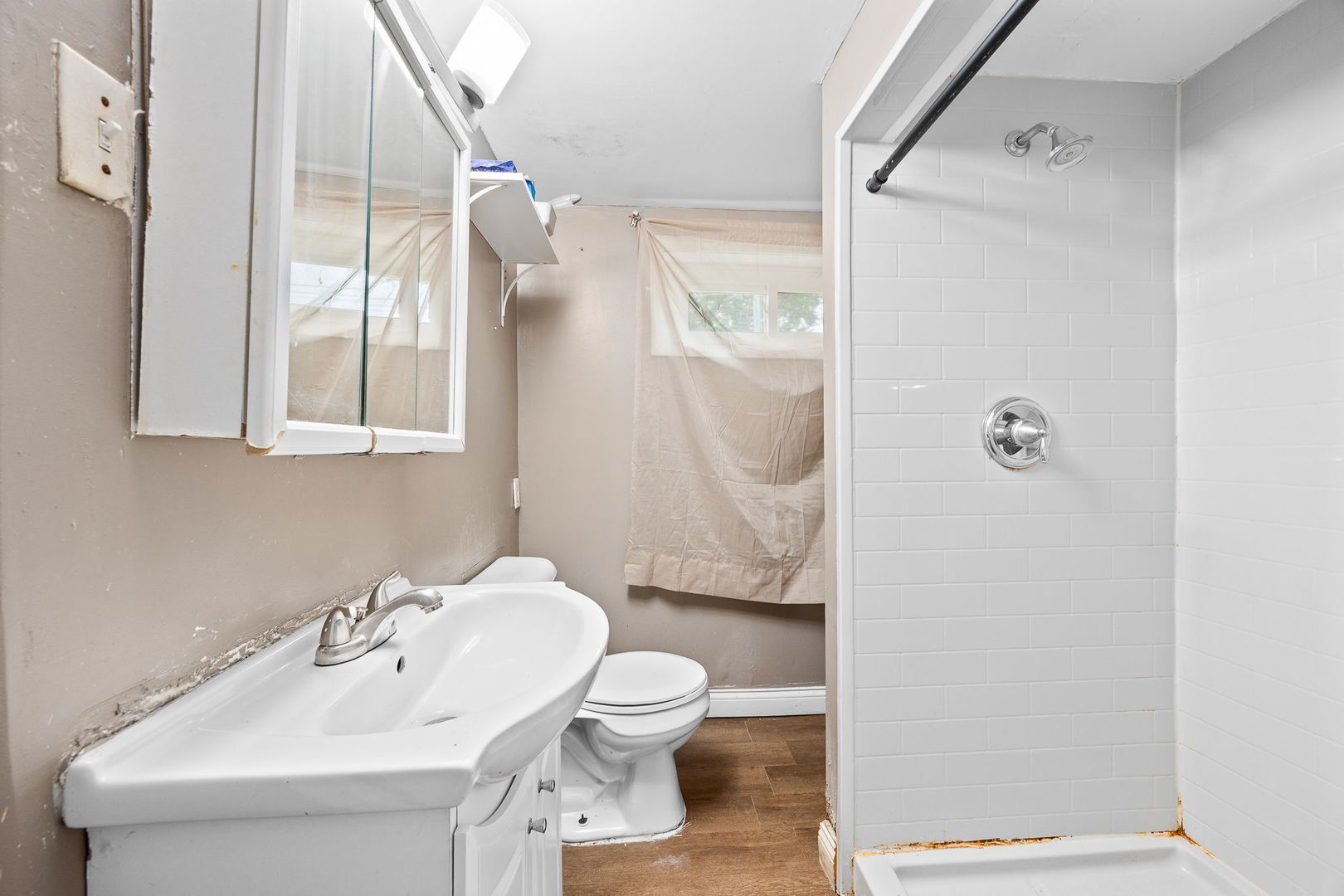 9306 S 54th Avenue, Oak Lawn, IL 60453