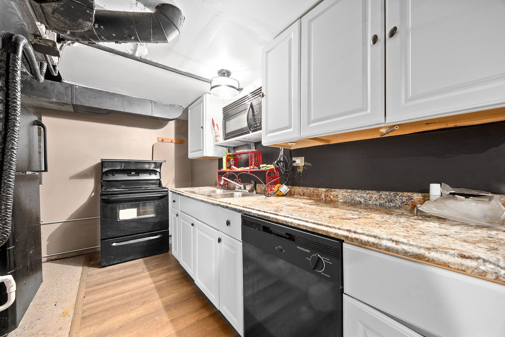 9306 S 54th Avenue, Oak Lawn, IL 60453