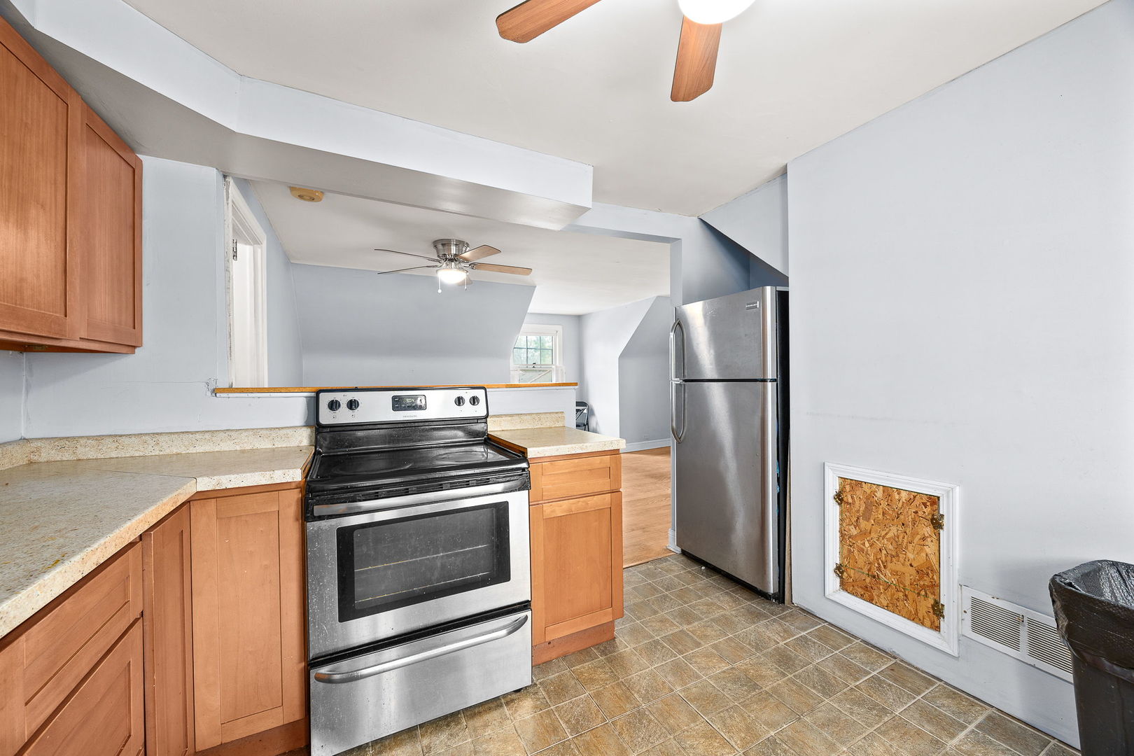 9306 S 54th Avenue, Oak Lawn, IL 60453